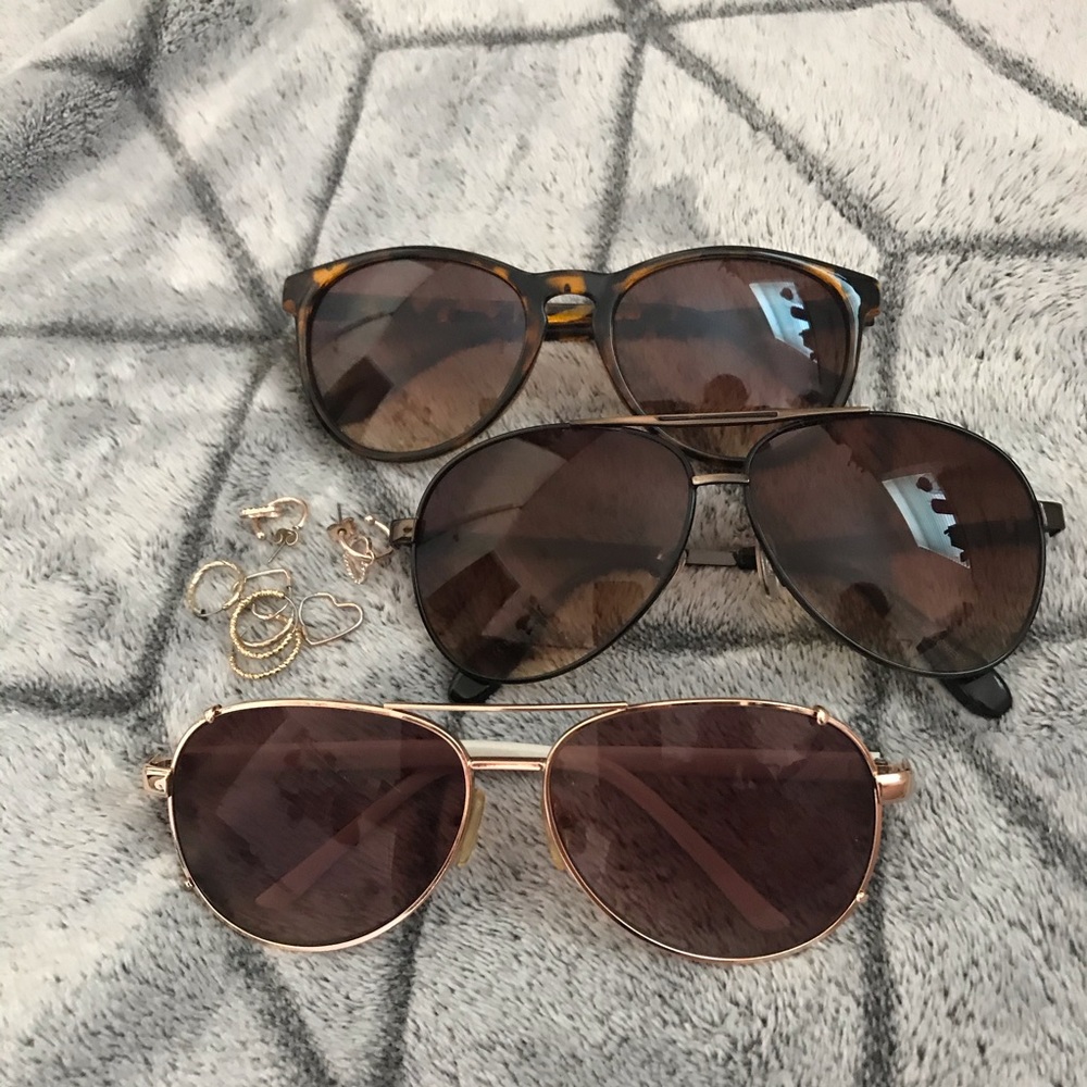 Sunglass and earring accessory bundle